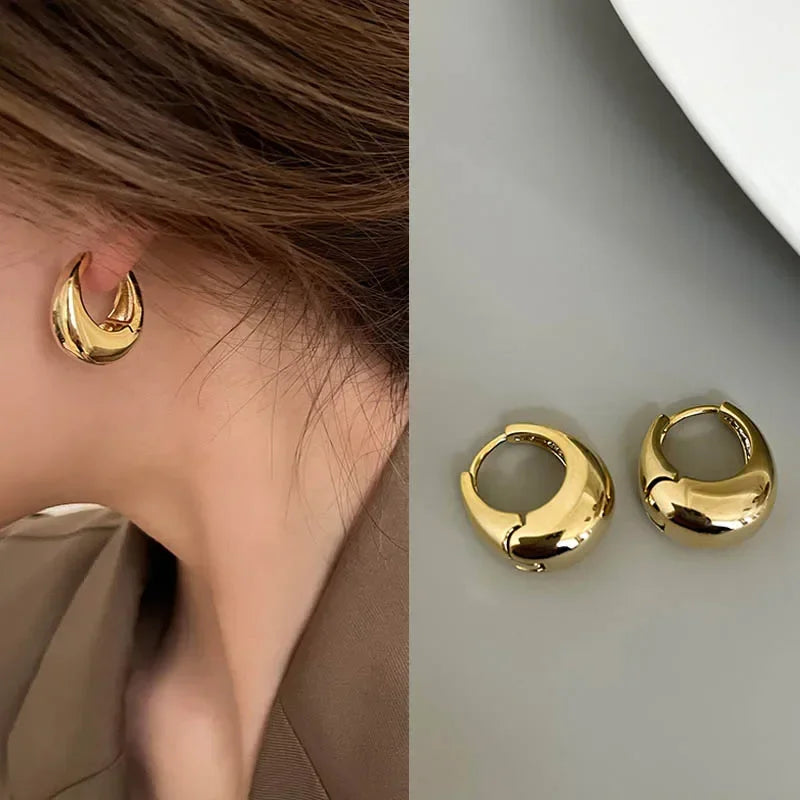 Bold Elegance Chunky Hoop Earrings™