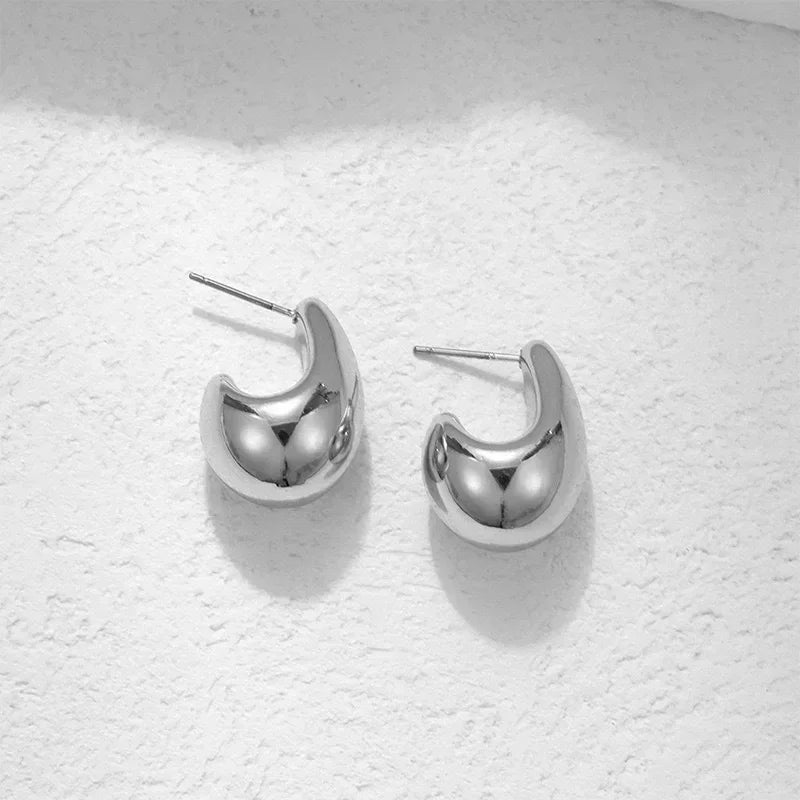 Bold Elegance Chunky Hoop Earrings™
