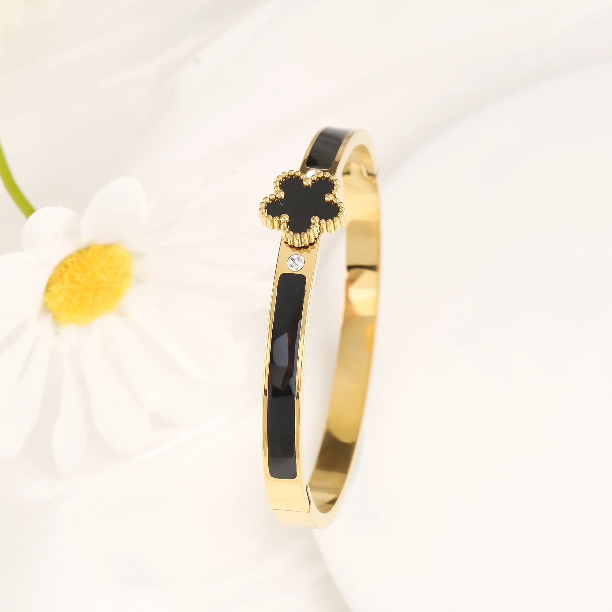 Transform Your Style, Empower Your Confidence