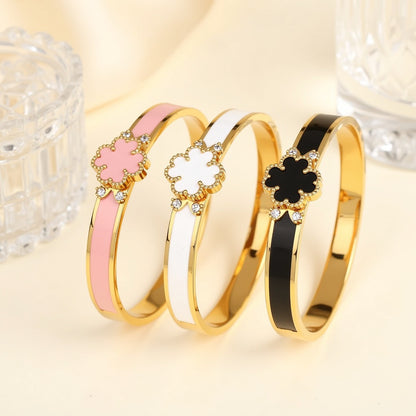 Elegant Five Leaf Flower Bangle™